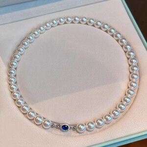 Pearl Necklace with Blue Diamond