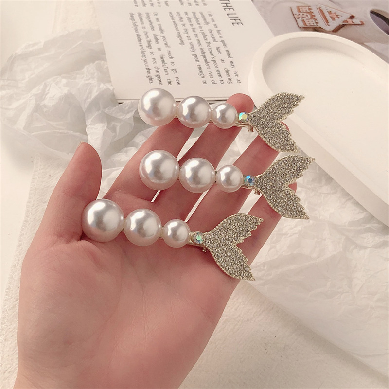 Pearl Fishtail Hairclip
