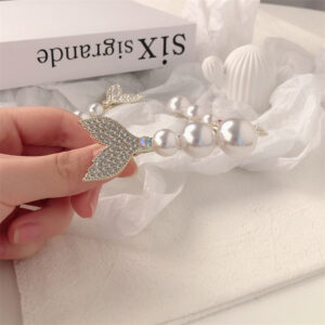 Pearl Fishtail Hairclip